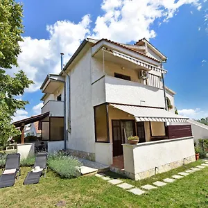 Irena Arvaj , Porec Croazia