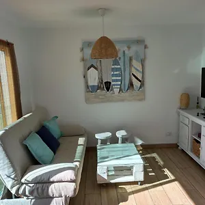 Apartamento Recien Reformado En Centro A Tres Minutos De La Playa , Corralejo Spagna